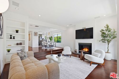 1-1613 Manning Avenue, Los Angeles, CA, 90024 | Card Image