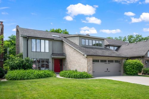 1704 S Western Ave, Park Ridge, IL, 60068-5068 | Card Image