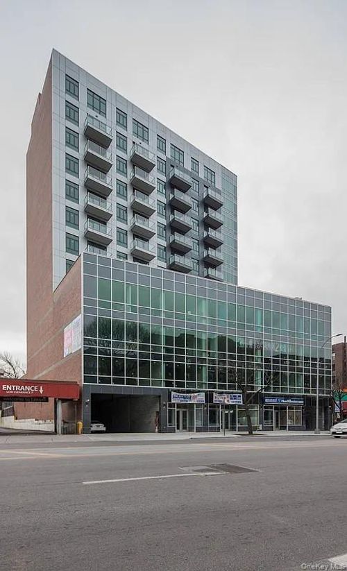 4d-14126 Northern Blvd, Flushing, NY, 11354-4239 | Card Image