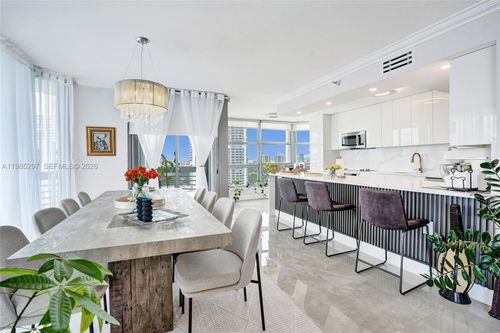 1805-19101 Mystic Pointe Dr, Aventura, FL, 33180-4518 | Card Image