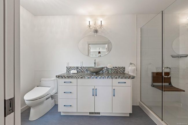 3 pc ensuite | Image 16
