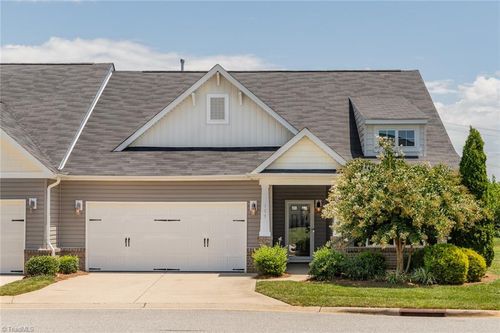 151 Maryland Dr, Thomasville, NC, 27360-5364 | Card Image