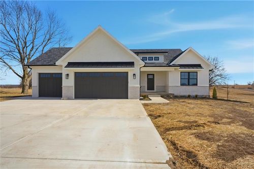 9619 Stockdale Rd, Liberty, MO, 64068 | Card Image