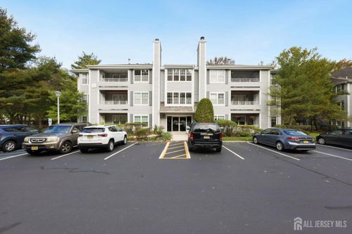 102 Raintree Ct, Helmetta, NJ, 08828-1100 | Card Image