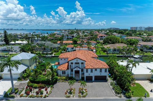 550 Yardarm Ln, LONGBOAT KEY, FL, 34228-3530 | Card Image