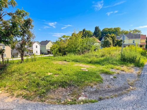 1107 1/2 Center Street, Fairmont, WV, 26554 | Card Image