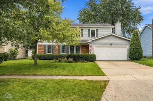 763 Concord Dr, Crystal Lake, IL, 60014-8567 | Card Image
