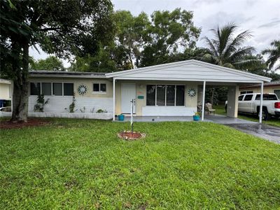 2825 Nw 9th Ave, House other with 3 bedrooms, 2 bathrooms and null parking in Wilton Manors FL | Image 3