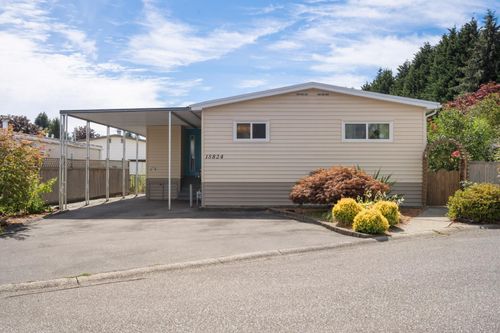 15824 Norfolk Rd, Surrey, BC, V4A5K9 | Card Image