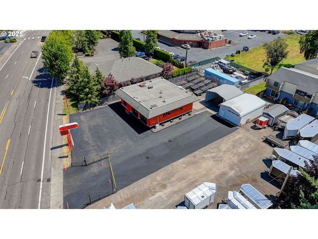 786 Ne Burnside Rd, Home with 0 bedrooms, 0 bathrooms and 60 parking in Gresham OR | Image 27