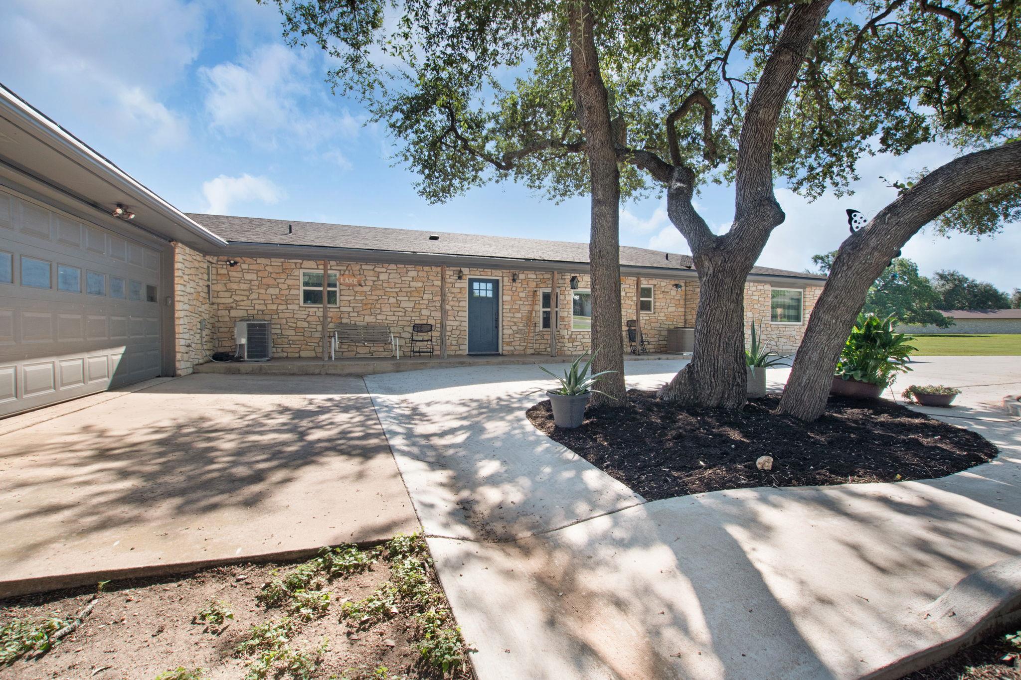 Residential in Buchanan Dam 5