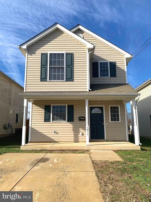 1011 Myrick St, FREDERICKSBURG, VA, 22401-7130 | Card Image