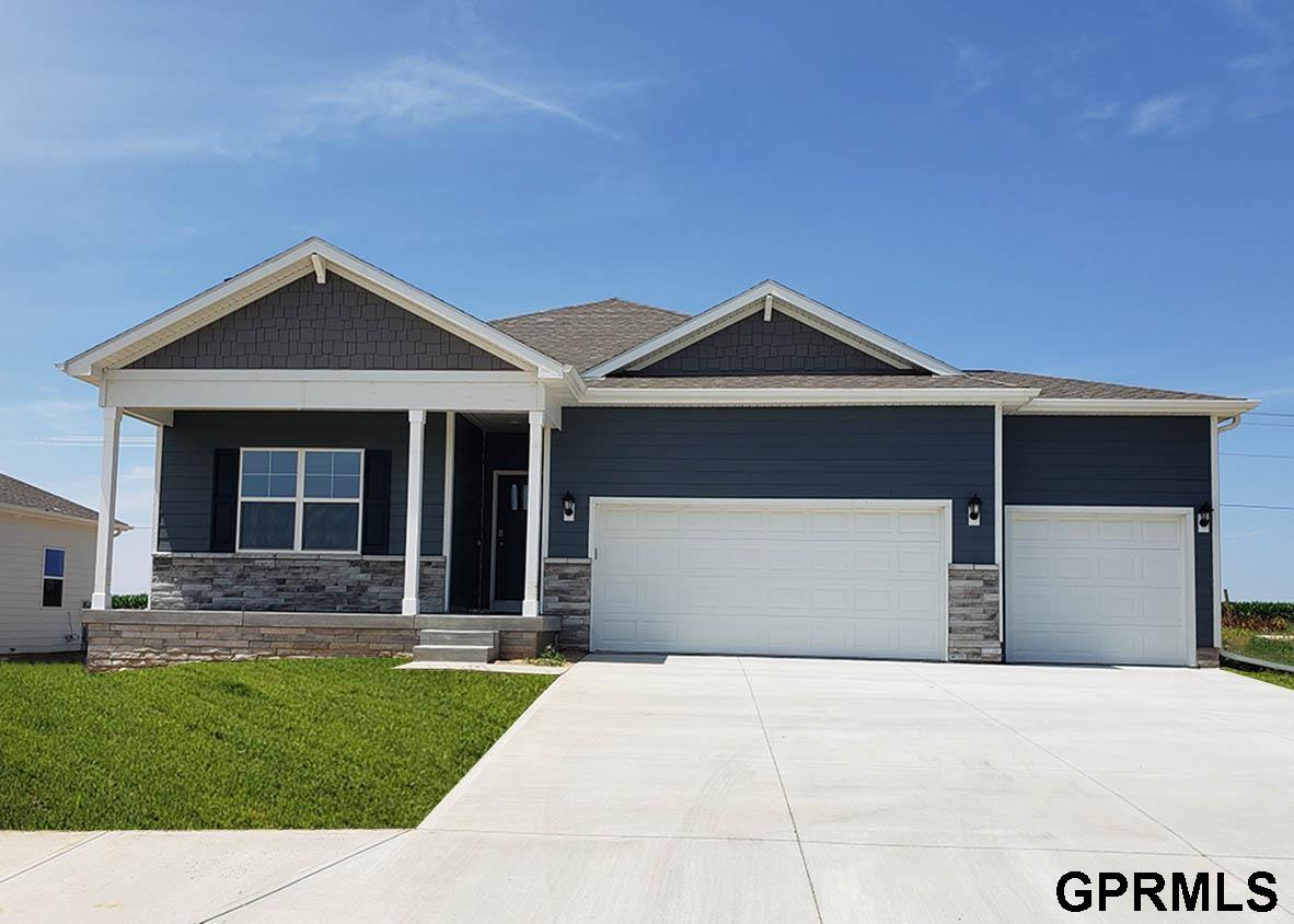 Clear Creek St, Papillion, NE 68157