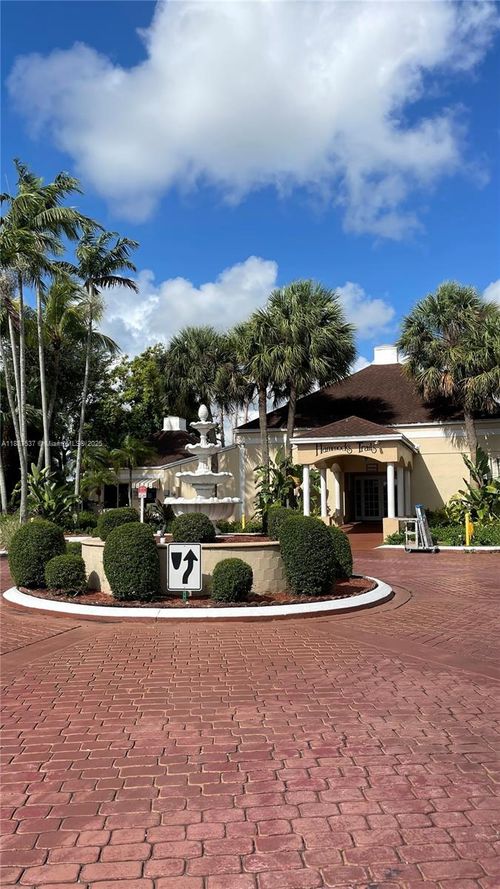 apt-502-15300 Sw 106th Ter, Miami, FL, 33196-4586 | Card Image