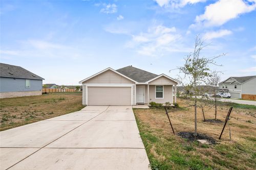 11200 Loch Erie Cv, Mustang Ridge, TX, 78610-4550 | Card Image