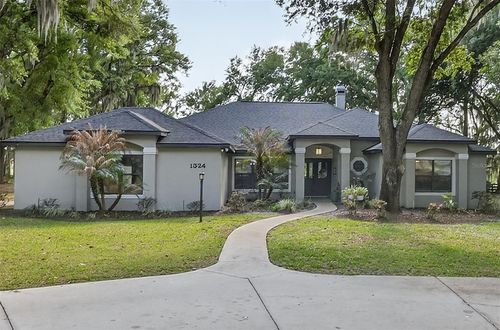 1324 Otters View Ct, Fruitland Park, FL, 34731-6540 | Card Image