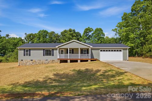 4915 St Clark Rd, Morganton, NC, 28655-6022 | Card Image