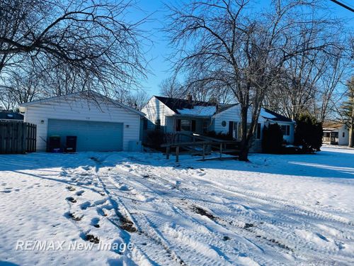 115 N Jefferson St, Zilwaukee, MI, 48604-1213 | Card Image