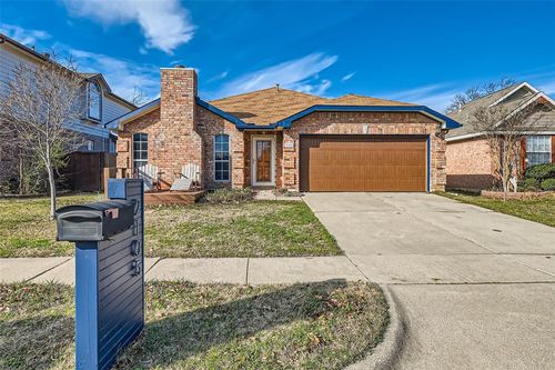 2105 Newport Drive, Flower Mound, TX, 75028 | Card Image