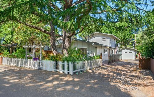 285 Neva St, Sebastopol, CA, 95472-3663 | Card Image