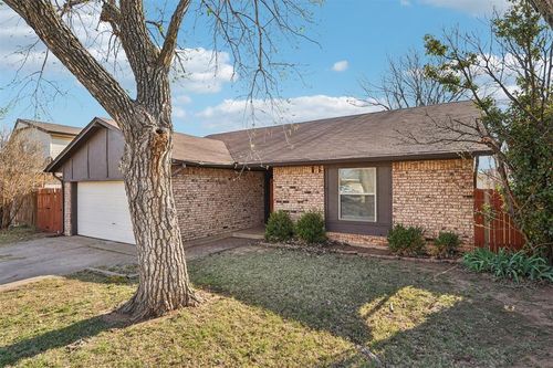 1212 Kings Court, Moore, OK, 73160 | Card Image