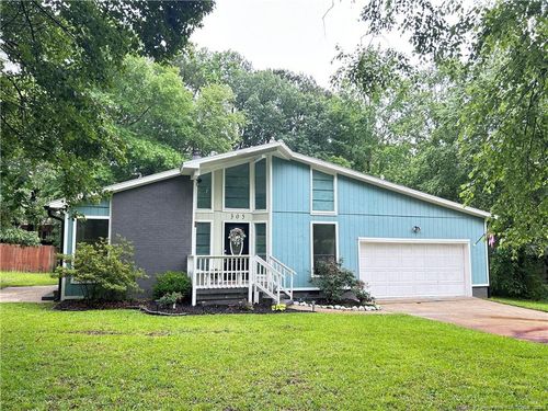 305 Reid Ct, Fayetteville, NC, 28314-8622 | Card Image