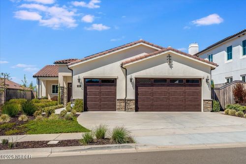 5690 Morning Glory Dr, Santa Maria, CA, 93455-2892 | Card Image