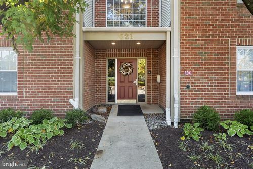 unit-207-621 Admiral Dr, ANNAPOLIS, MD, 21401-8728 | Card Image