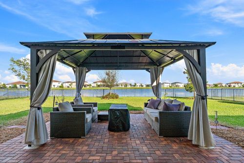 7519 Nw Deysbrook Ln, Port St. Lucie, FL, 34987-3030 | Card Image