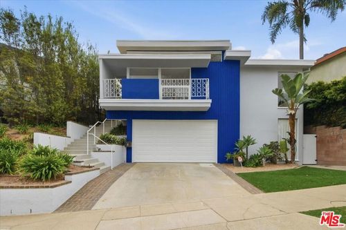 8228 Rees St, Playa del Rey, CA, 90293-7824 | Card Image