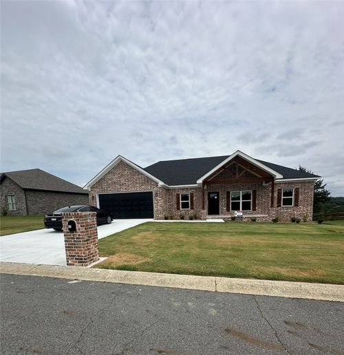 27 Persimmon Ridge Dr, Greenbrier, AR, 72058-8818 | Card Image