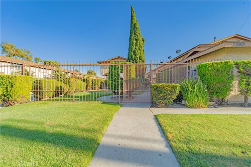 318-7260 Richfield St, Paramount, CA, 90723 | Card Image