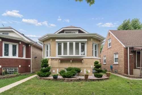 3732 Kenilworth Ave, Berwyn, IL, 60402-3908 | Card Image