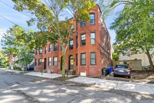 3-120 Brook St, Brookline, MA, 02445-7184 | Card Image