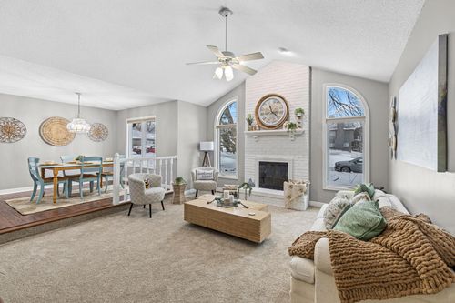 16133 Logarto Ln, Lakeville, MN, 55044-8771 | Card Image