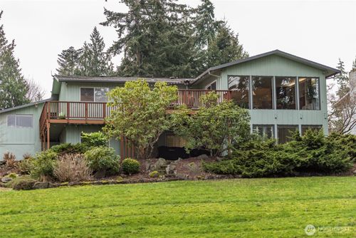 136 Sunset Pl, Sequim, WA, 98382-8513 | Card Image