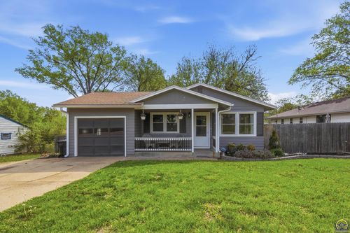 3106 Sw Burlingame Rd, Topeka, KS, 66611 | Card Image