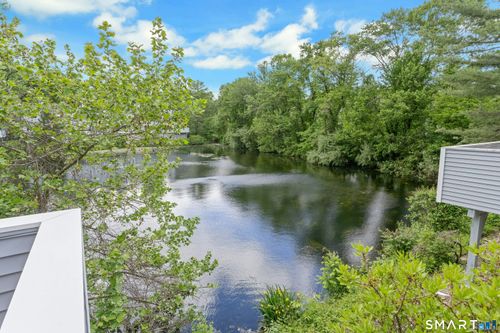70-70 Wilton Crst, Wilton, CT, 06897-4054 | Card Image