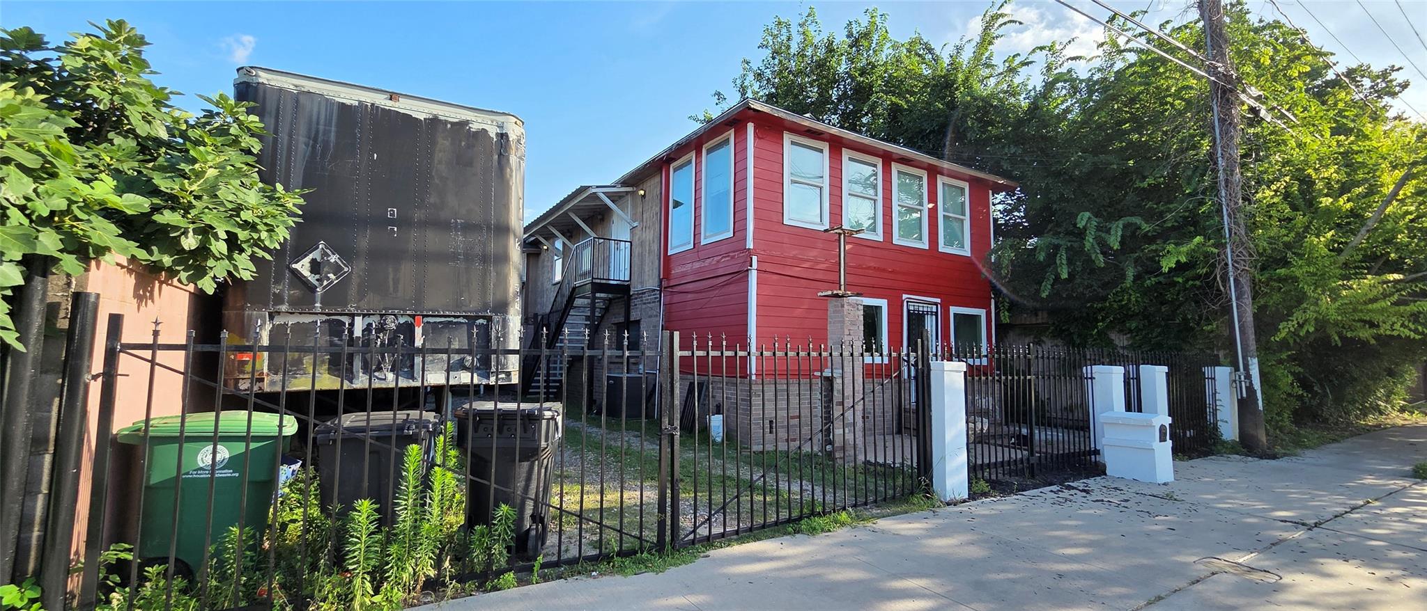 Residential Income in Houston 3