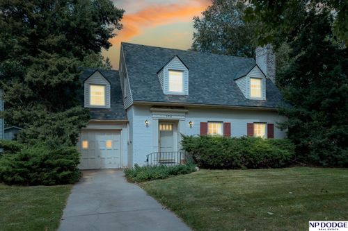 3918 Orchard St, Lincoln, NE, 68503-2144 | Card Image