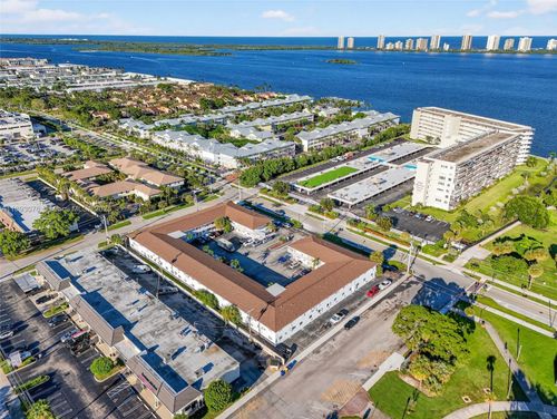 40-810 Lake Shore Dr, Lake Park, FL, 33403-2948 | Card Image