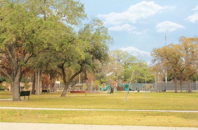 110 E 28 Th St, House other with 4 bedrooms, 4 bathrooms and 1 parking in Houston TX | Image 42