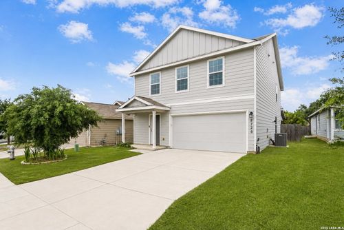 8726 Braun Shelf, San Antonio, TX, 78254 | Card Image