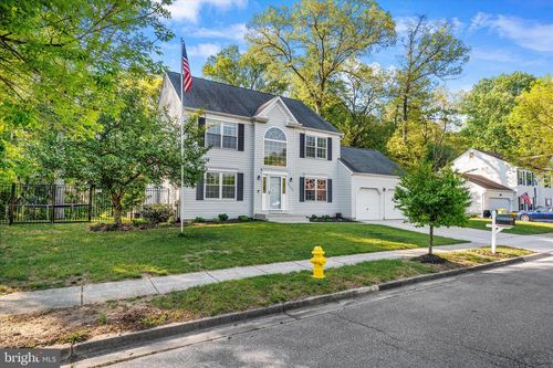 8111 Sagamore Way, Pasadena, MD, 21122-1946 | Card Image