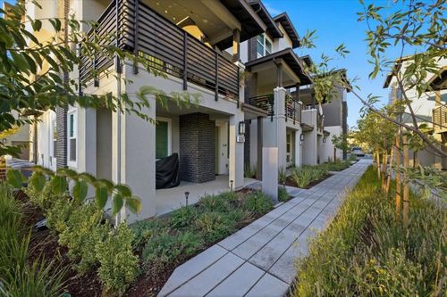 6382 Dove Ave, Dublin, CA, 94568-4111 | Card Image