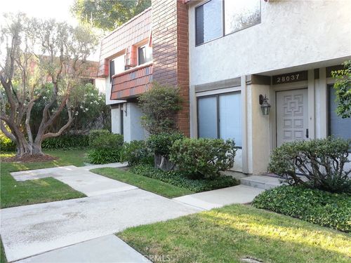 28037 Ridgebrook Ct, Rancho Palos Verdes, CA, 90275-3369 | Card Image