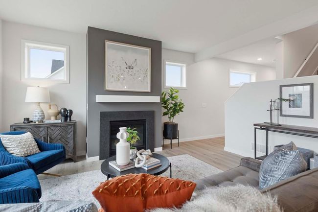 Photo taken from previous model with a similar floorplan. While similar, some options shown in the picture may not be included in this pricing. Please ask for a detailed list of included features for this listing. | Image 32