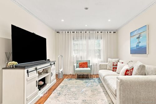 1v-6 South Road, Harrison, NY, 10528 | Card Image