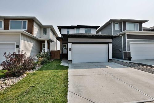 962 Miners Boulevard W, Lethbridge, AB, T1J5T8 | Card Image