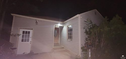 120 W Chestnut St, Junction City, KS, 66441-3515 | Card Image
